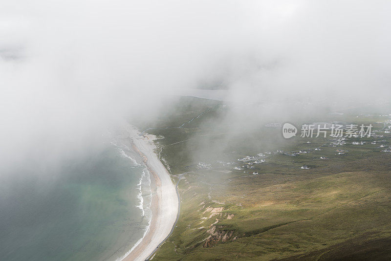 龙骨海滩，阿基尔岛，梅奥