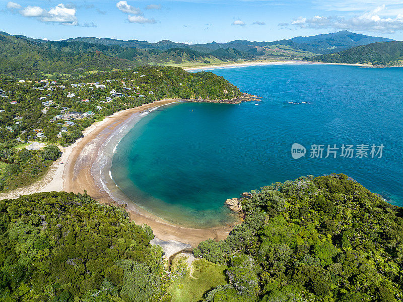 新西兰北岛的空中海岸线