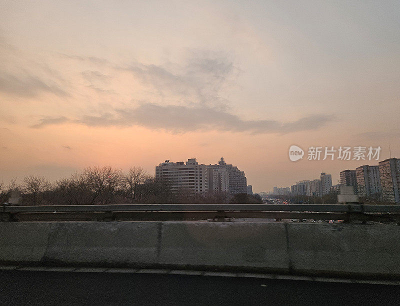 北京大厦日落