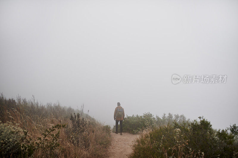 为了灵魂的宁静而独处