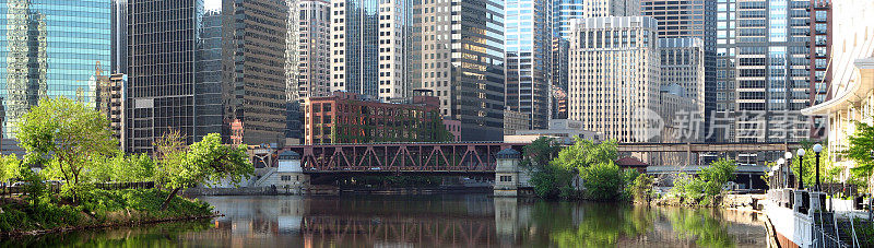 芝加哥河市区城市景观全景