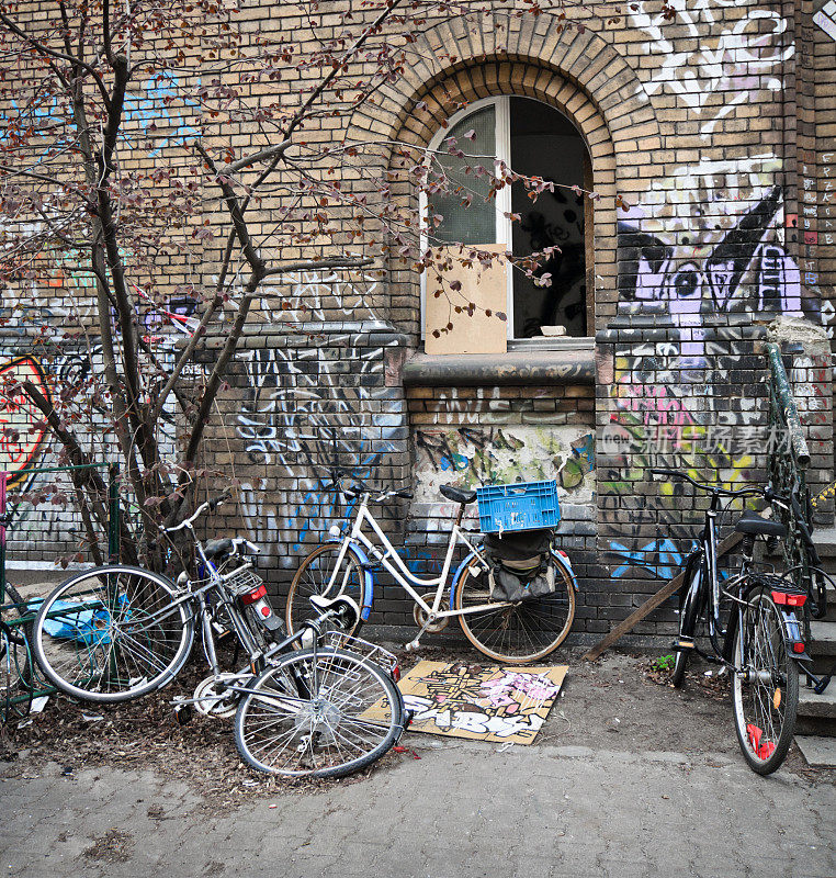 棚户区和自行车(柏林)