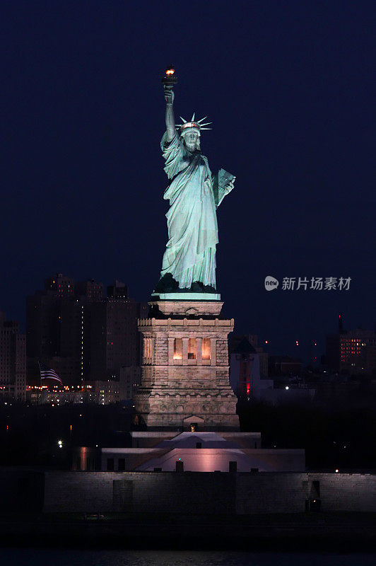 自由女神像之夜