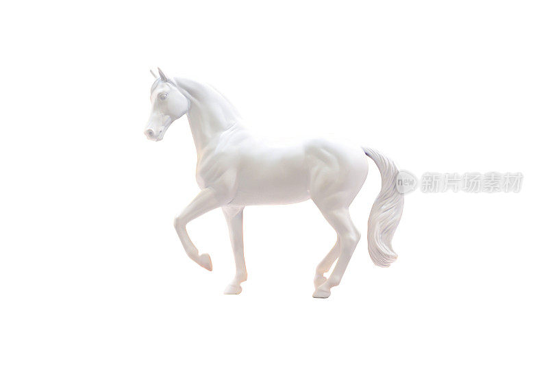 孤立的白马雕像上的白色。