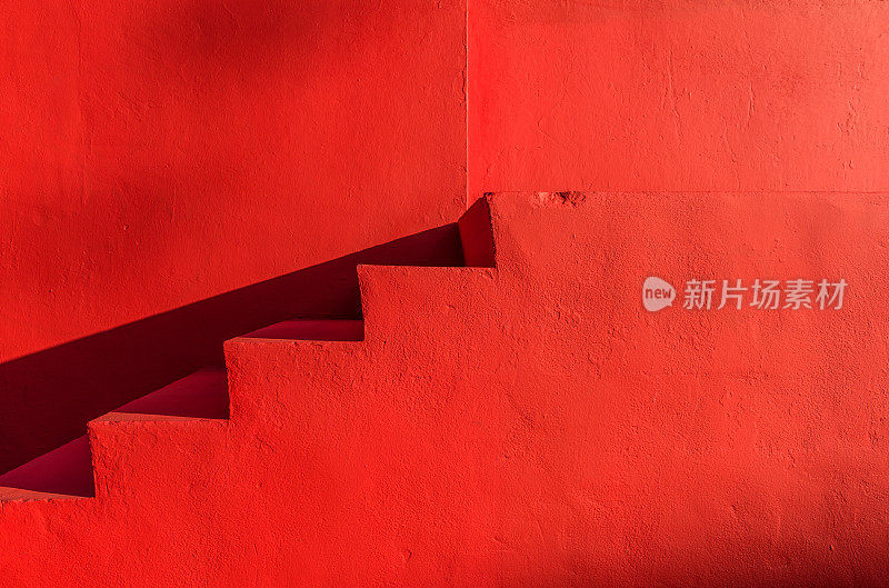 红色的楼梯