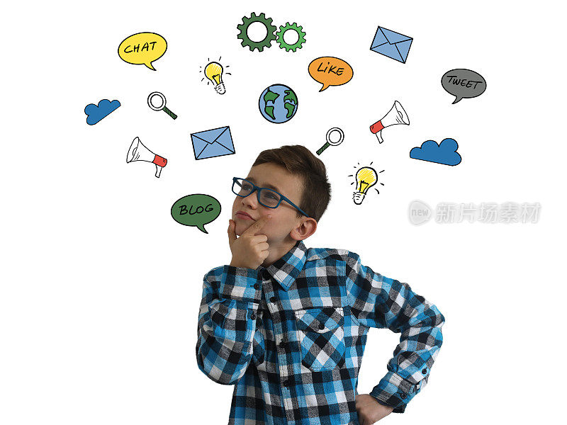 小男孩认为选择想法社交媒体传播