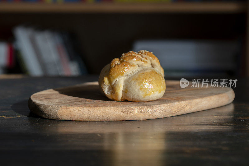 自制面包:全麦编织面包