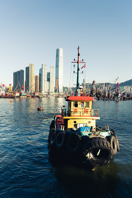 油麻地避风塘及西九龙