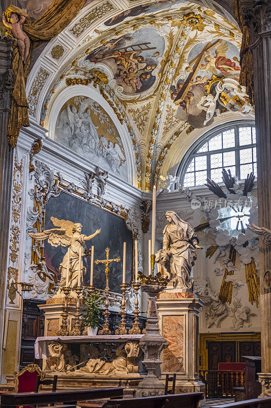 乌丁大教堂(意大利弗里齐亚茱莉亚大教堂)