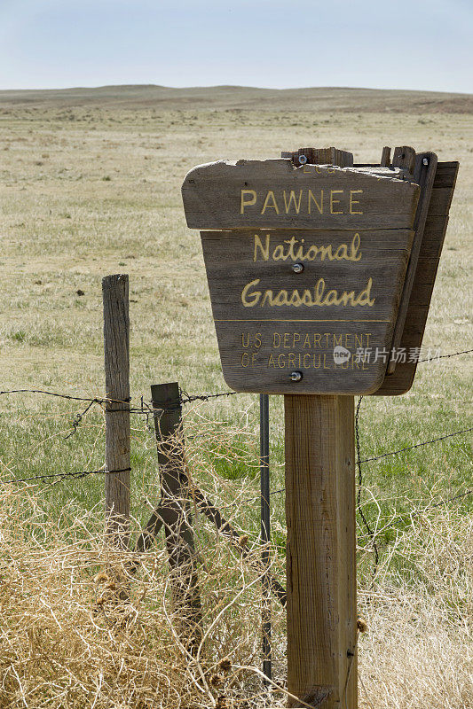 木波尼国家草原标志铁丝网围栏科罗拉多州