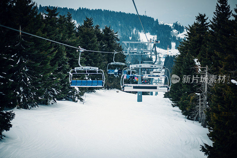 滑雪升降椅