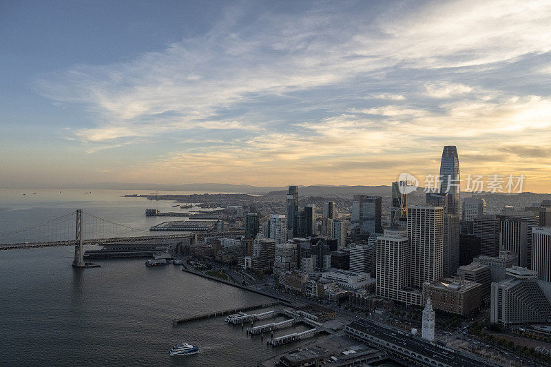 旧金山的直升机视图