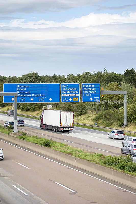 德国高速公路A5，法兰克福克罗伊茨
