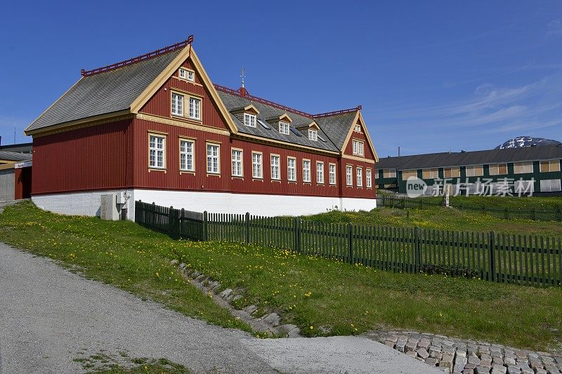 格陵兰岛教师神学院(Ilinniarfissuaq)，格陵兰岛努克