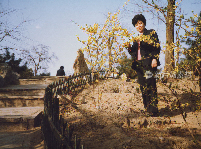 90年代中国妇女真实生活的老照片