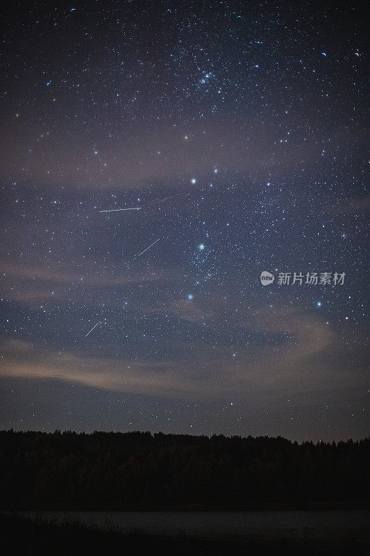 星空斑斓，银河漫天