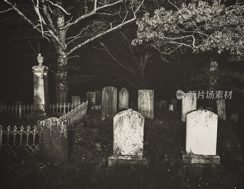 黑暗的坟墓