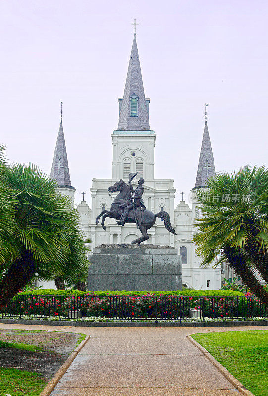 杰克逊雕像和圣路易斯大教堂