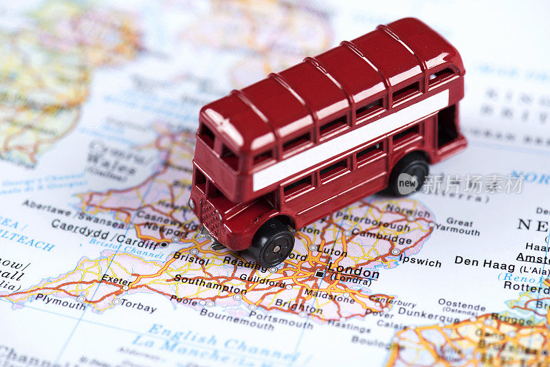英国伦敦地图，红色英语巴士
