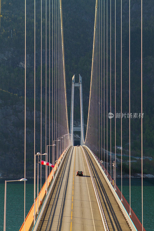百度桥、挪威