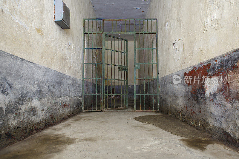 监狱