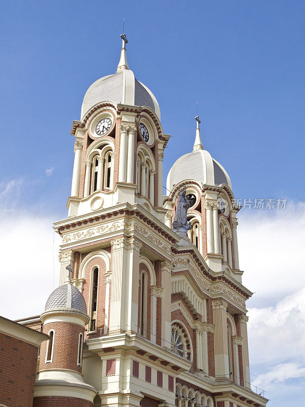 哥伦比亚麦德林贝罗大教堂