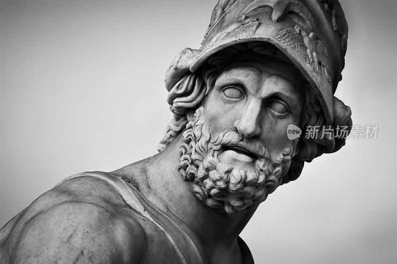 古代墨涅劳斯的雕塑，支撑着普特洛克勒斯的身体。意大利的佛罗伦萨