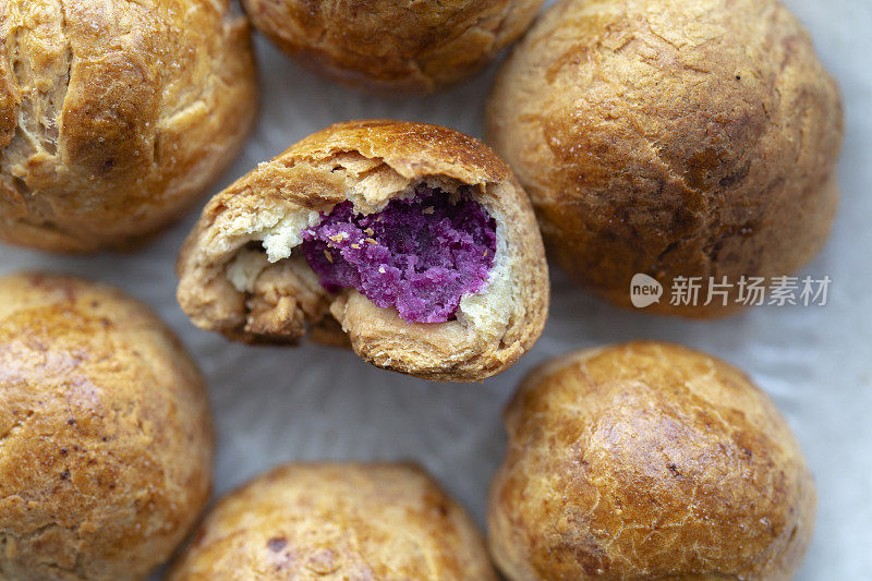 自制烘焙:酥皮球饼，内馅紫薯