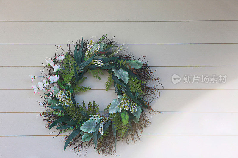 绿色花环船搭墙