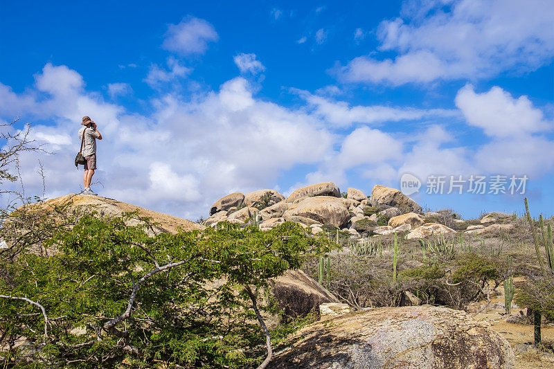 阿鲁巴，阿约岩层