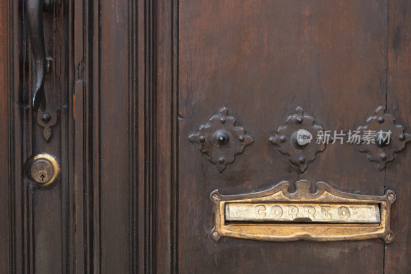 古董木门与信箱，圣米格尔德阿连德，墨西哥