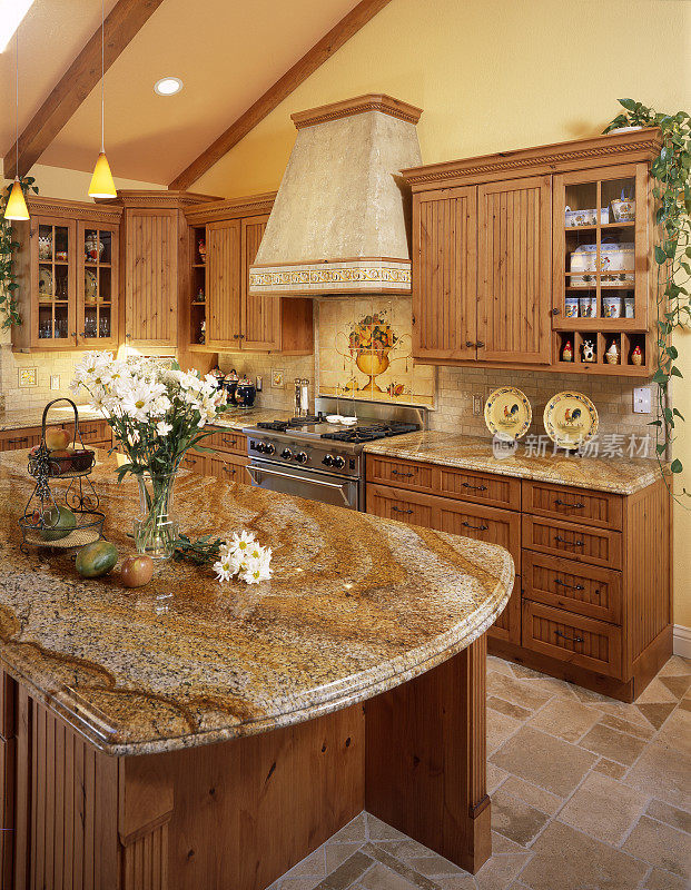 美丽的花岗岩厨房台面