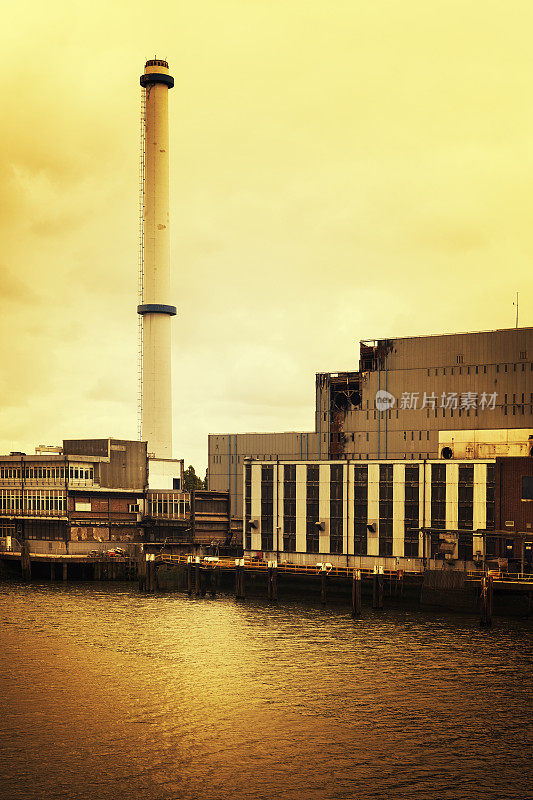 鹿特丹破败的垃圾焚烧厂，色调的形象