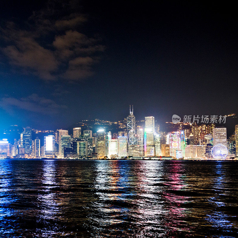 香港和维多利亚港的夜晚