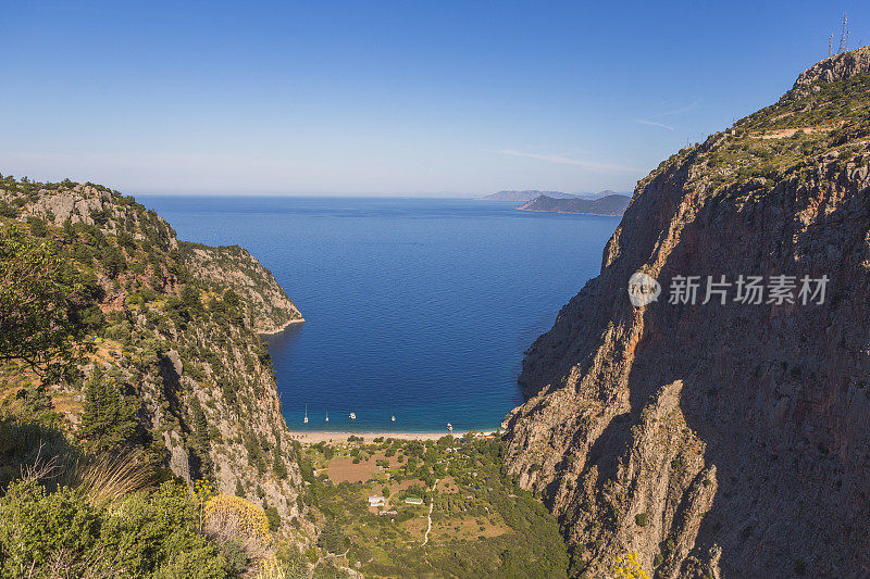 克勒贝克谷著名的度假胜地，位于地中海沿岸，靠近费提耶穆格拉土耳其