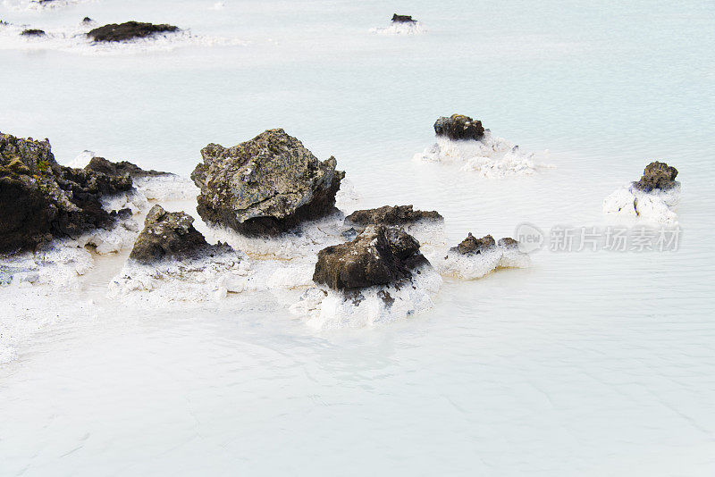 冰岛的天然温泉