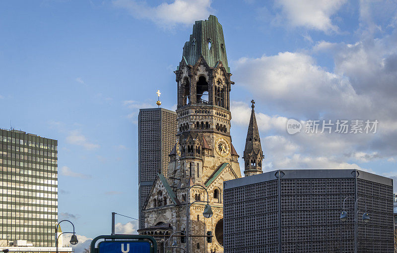 德皇威廉纪念教堂或Gedachtniskirche，德国首都柏林的标志性建筑之一