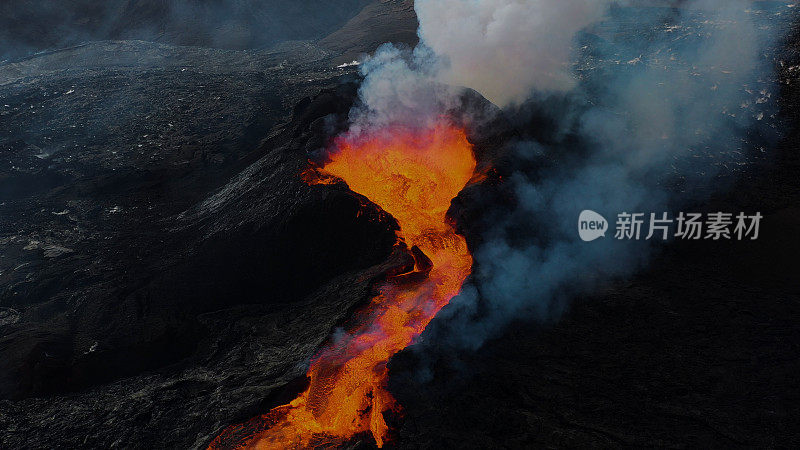 冰岛Fagradalsfjall火山喷发的鸟瞰图