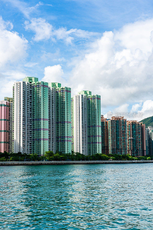 马鞍山和密集的住宅楼