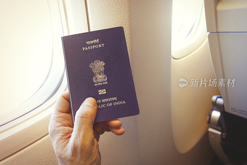 飞机上持印度护照的乘客