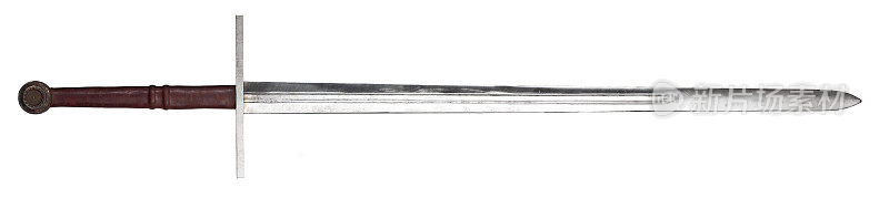 长剑也拼作longsword或long-sword，包括“私生子剑”或“手半剑”等术语。