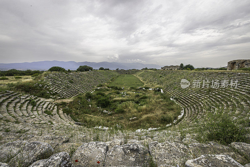 位于土耳其艾丁安纳托利亚西部的古希腊城市阿芙洛狄西亚的体育场废墟。