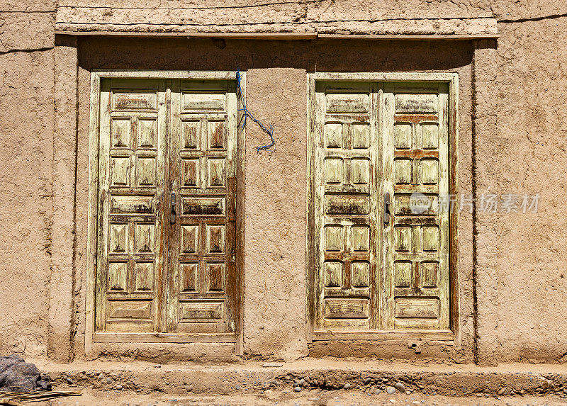 摩洛哥埃尔福德土坯建筑的门