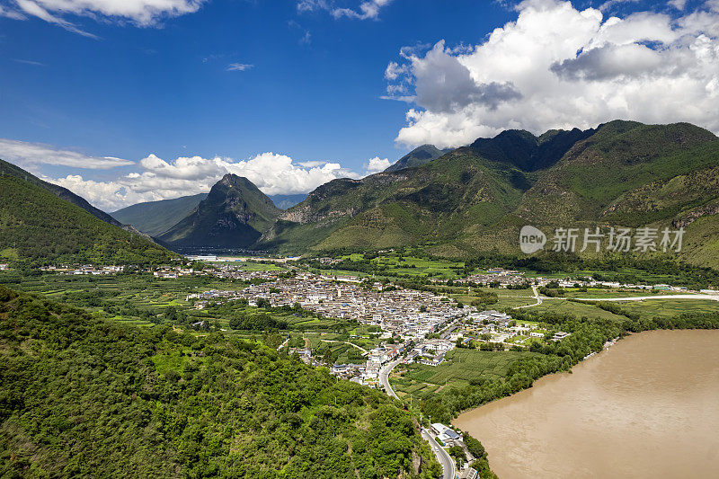 乡村和云南山区