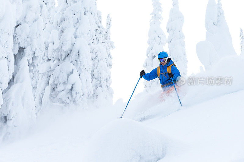 粉滑雪