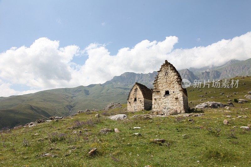 北奥塞梯传统的奥塞梯墓穴
