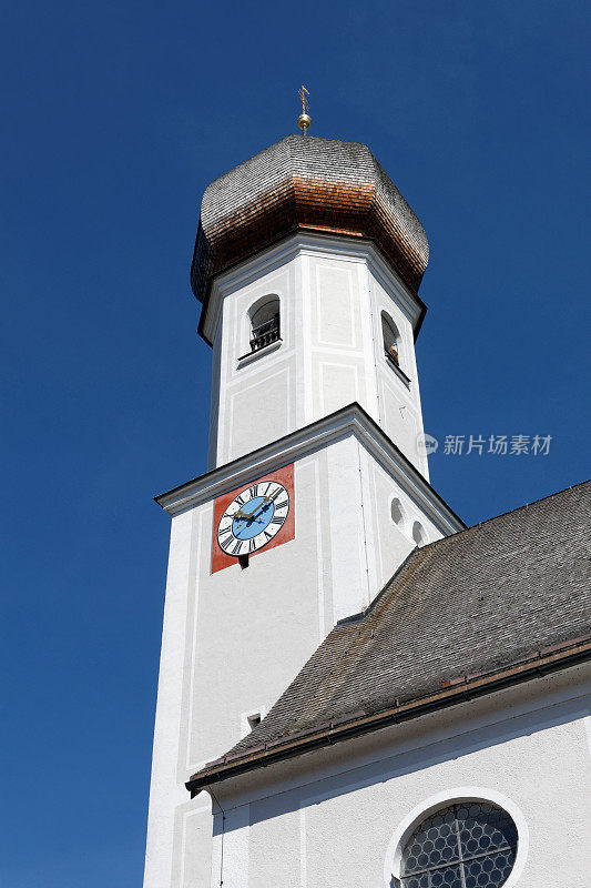 巴伐利亚州泰根塞湖格蒙德镇的教堂