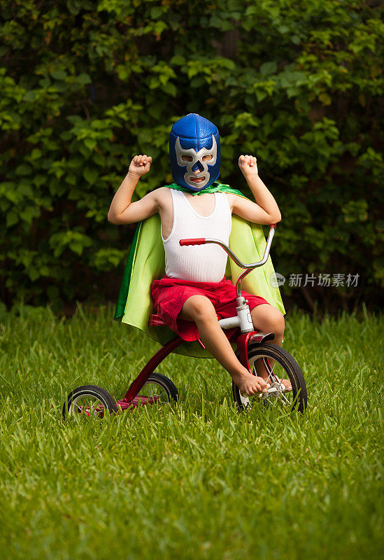 小型墨西哥luchador