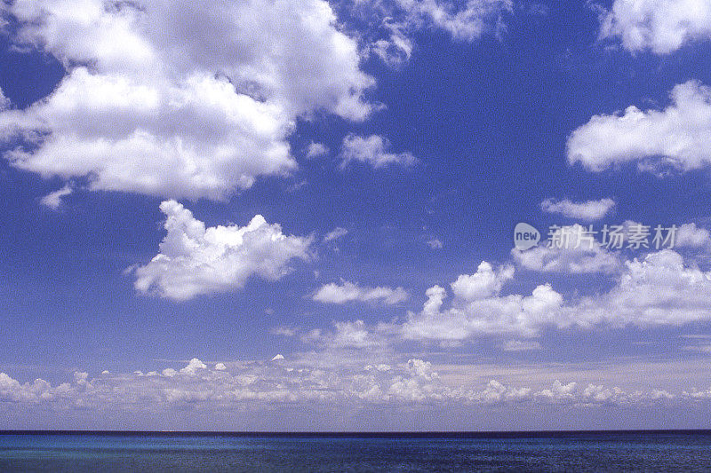 墨西哥德尔卡门海岸的海景