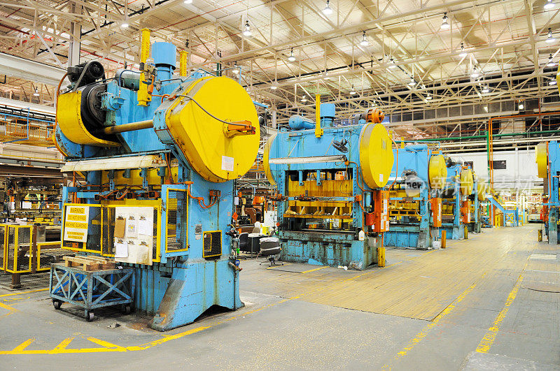 美国制造工厂大吨位金属冲压车间工业